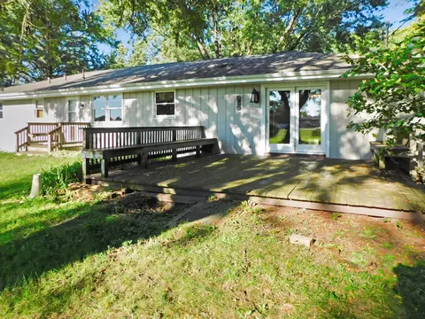 Exterior - 12544 Chuckanut Dr, Roscoe, IL 61073 photo 10 of 12
