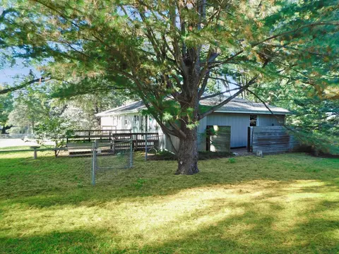 Exterior - 12544 Chuckanut Dr, Roscoe, IL 61073 photo 4 of 12