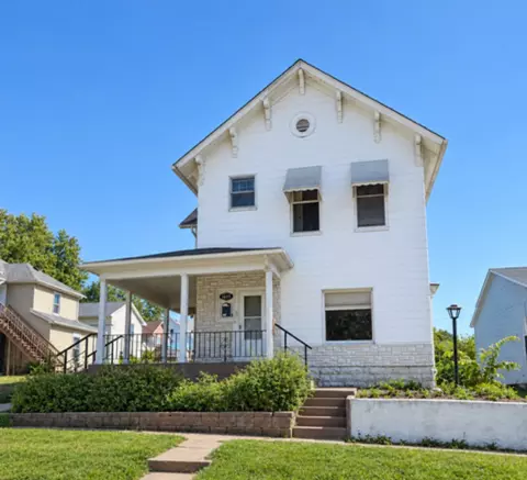 1415 Pershing Ave, Davenport, IA 52803