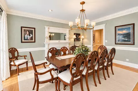 Dining - 137 Circle Ridge Dr, Burr Ridge, IL 60527 photo 1 of 3