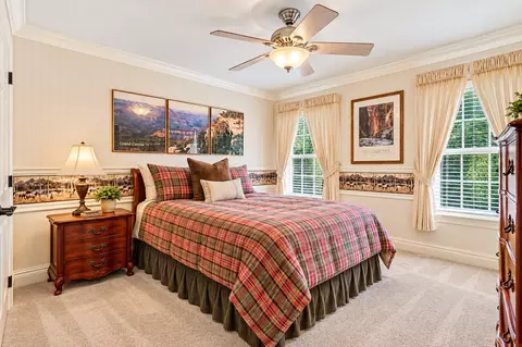 Bedroom - 137 Circle Ridge Dr, Burr Ridge, IL 60527 photo 8 of 8