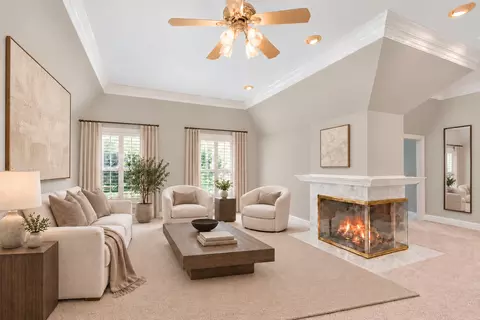 Living - 137 Circle Ridge Dr, Burr Ridge, IL 60527 photo 5 of 7