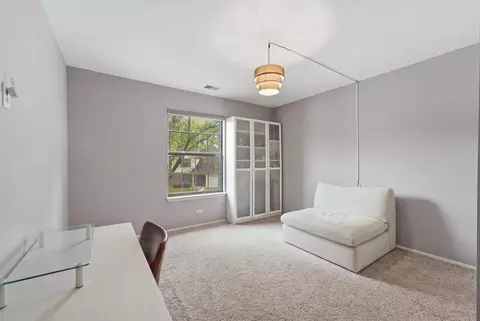 Bedroom - 1134 Hawthorne Ct #B2, Wheeling, IL 60090 photo 3 of 4