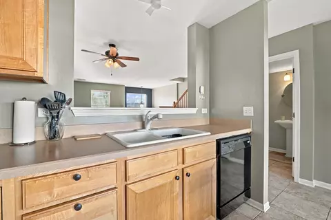 Kitchen - 14518 Samuel Adams Dr, Plainfield, IL 60544 photo 3 of 5