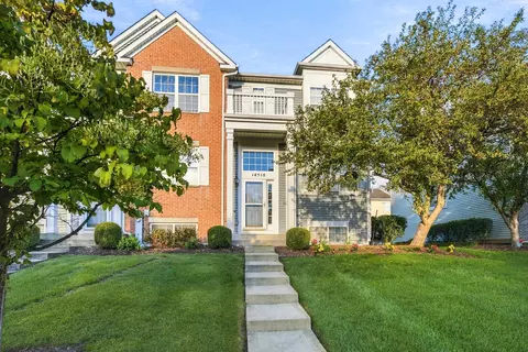 Exterior - 14518 Samuel Adams Dr, Plainfield, IL 60544 photo 2 of 8