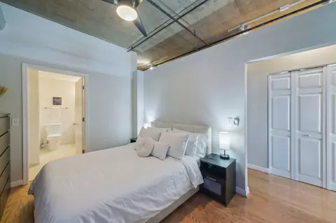 Bedroom - 111 S Morgan St #501, Chicago, IL 60607 photo 2 of 3