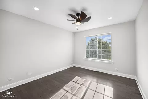 Bedroom - 2555 Cobblestone Ct, Morris, IL 60450 photo 3 of 4