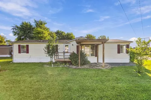 603 Bureau Ct, Mahomet, IL 61853