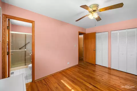 Bedroom - 160 Forest Park Ln, Hoffman Estates, IL 60169 photo 3 of 3