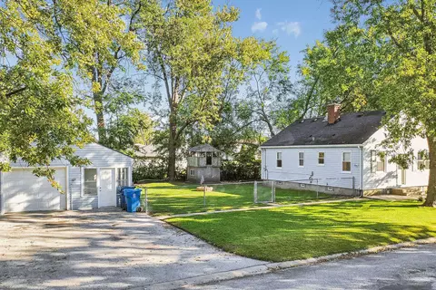 Exterior - 3644 Peoria St, Steger, IL 60475 photo 3 of 4
