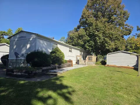 112 S Main St, Payson, IL 62360 photo 3