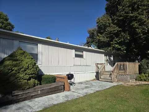 112 S Main St, Payson, IL 62360 photo 16