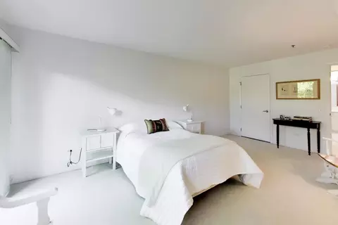 Bedroom - Undisclosed, Deerfield, IL 60015 photo 2 of 3