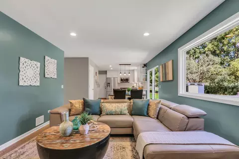 Living - 6405 Plainview Rd, Gurnee, IL 60031 photo 6 of 6