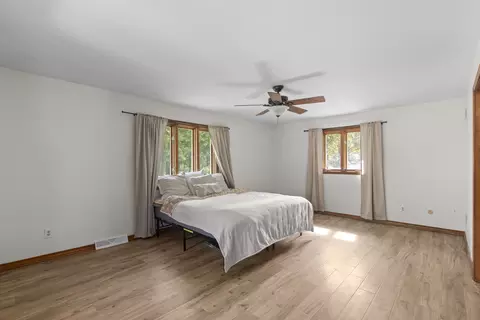 Bedroom - 555 Old Mill Rd, Plano, IL 60545 photo 1 of 3