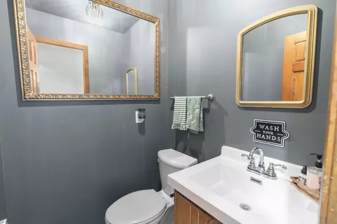Bath - 555 Old Mill Rd, Plano, IL 60545 photo 3 of 3
