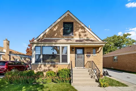 2928 W 98th St, Evergreen Park, IL 60805