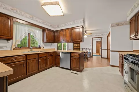 Kitchen - 1300 Woodland Dr, Aurora, IL 60505 photo 2 of 2