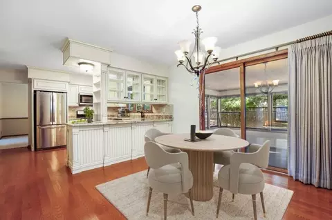Dining - 1860 Golf Dr, Naperville, IL 60565 photo 2 of 2