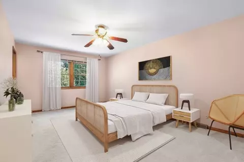 Bedroom - 1860 Golf Dr, Naperville, IL 60565 photo 1 of 4