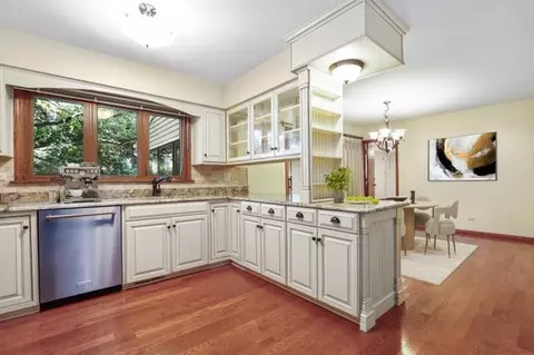 Kitchen - 1860 Golf Dr, Naperville, IL 60565 photo 2 of 2