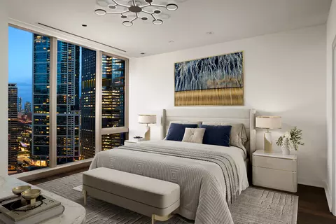Bedroom - 363 E Wacker Dr #1607, Chicago, IL 60601 photo 1 of 2