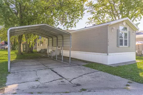 1816 A St, Normal, IL 61761 photo 28