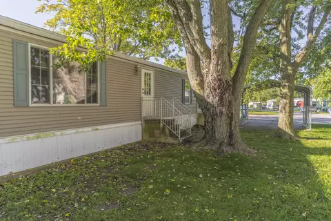 1816 A St, Normal, IL 61761 photo 26
