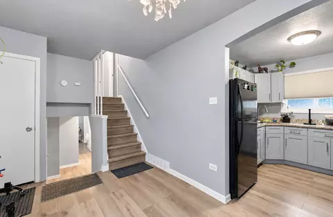 Entry Way - 6909 S Ada St, Chicago, IL 60636 photo 3 of 3