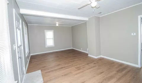 Living - 342 Beach St S, Kewanee, IL 61443 photo 1 of 2