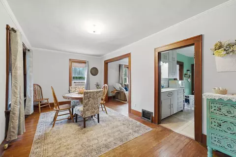 Dining - 2526 4th St, Moline, IL 61265 photo 3 of 3