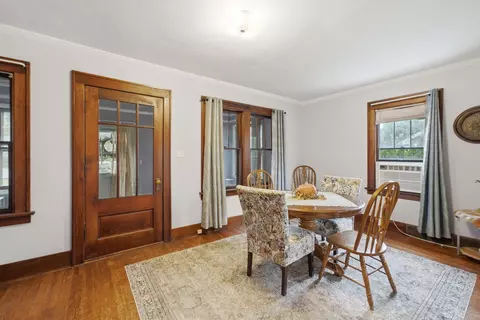 Dining - 2526 4th St, Moline, IL 61265 photo 2 of 3