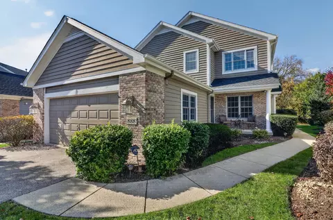 888 Villa Dr, Crystal Lake, IL 60014