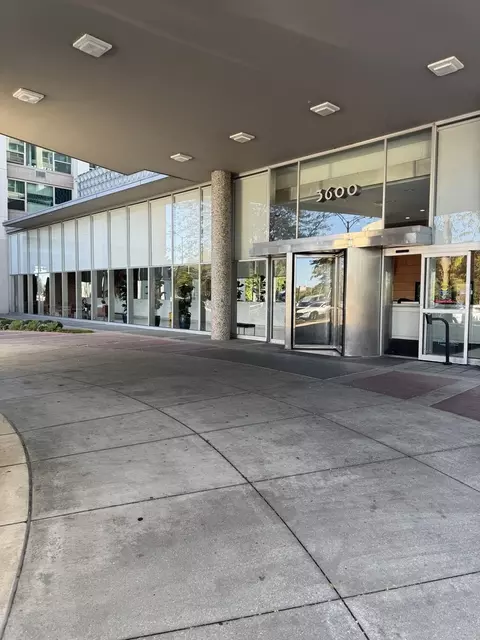 3600 N Lake Shore Dr #616, Chicago, IL 60613