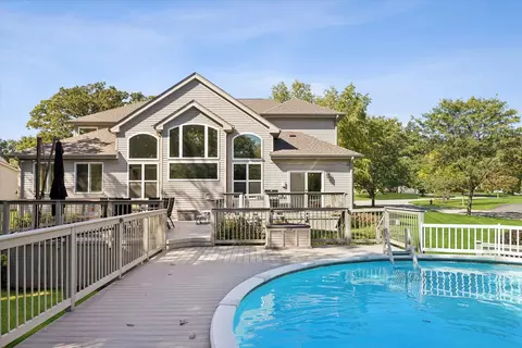 Exterior - Undisclosed, Hoffman Estates, IL 60192 photo 2 of 4