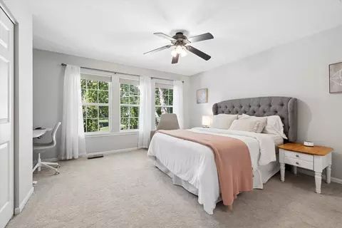 Bedroom - Undisclosed, Hoffman Estates, IL 60192 photo 2 of 4