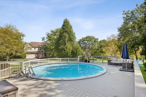 Exterior - Undisclosed, Hoffman Estates, IL 60192 photo 4 of 4
