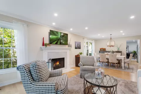 Living - Undisclosed, Wheaton, IL 60187 photo 2 of 3