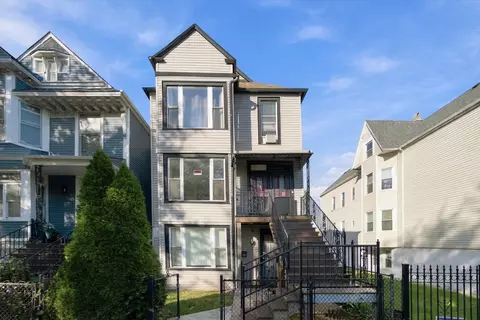 8938 S Exchange Ave, Chicago, IL 60617