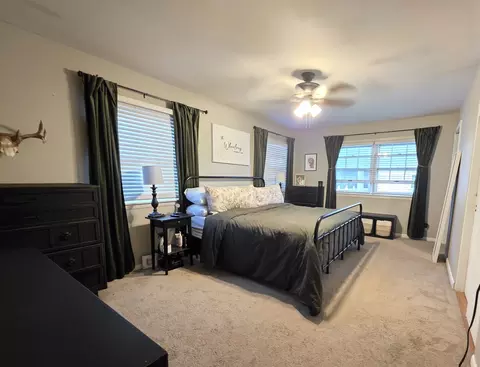 Bedroom - 732 Fort St, Ottawa, IL 61350 photo 1 of 2