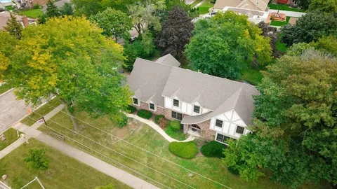View/Area - 1221 W Sable Dr, Addison, IL 60101 photo 7 of 7
