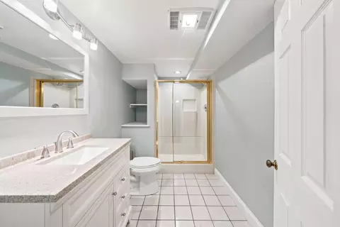 Bath - 1221 W Sable Dr, Addison, IL 60101 photo 7 of 7