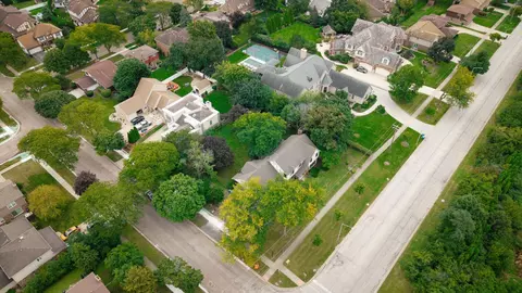 View/Area - 1221 W Sable Dr, Addison, IL 60101 photo 2 of 7
