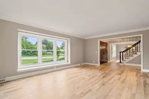 Living - 1221 W Sable Dr, Addison, IL 60101 photo 1 of 7