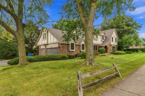 Exterior - 1221 W Sable Dr, Addison, IL 60101 photo 15 of 22