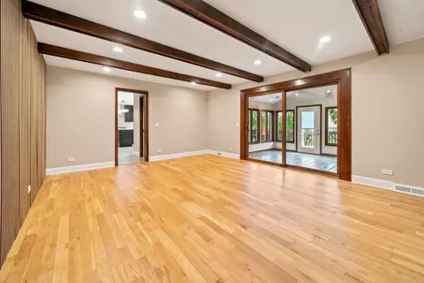 Living - 1221 W Sable Dr, Addison, IL 60101 photo 6 of 7