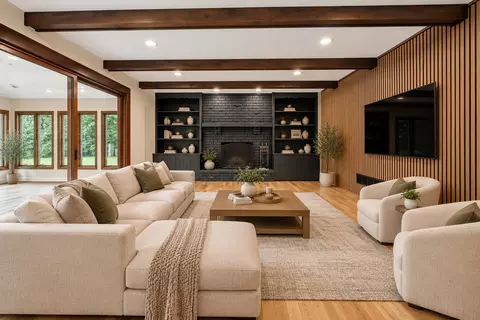 Living - 1221 W Sable Dr, Addison, IL 60101 photo 5 of 7