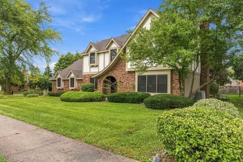 Exterior - 1221 W Sable Dr, Addison, IL 60101 photo 10 of 22