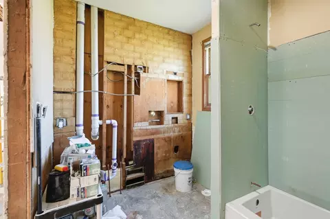 Bath - 3045 Morgan St, Steger, IL 60475 photo 1 of 2