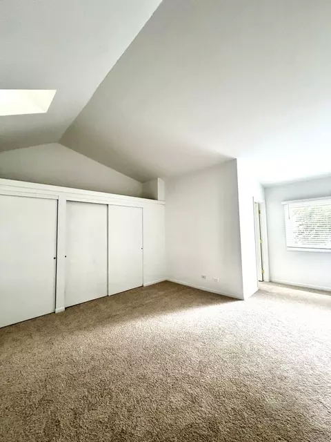 Bedroom - 658 Rosner Dr, Roselle, IL 60172 photo 2 of 3